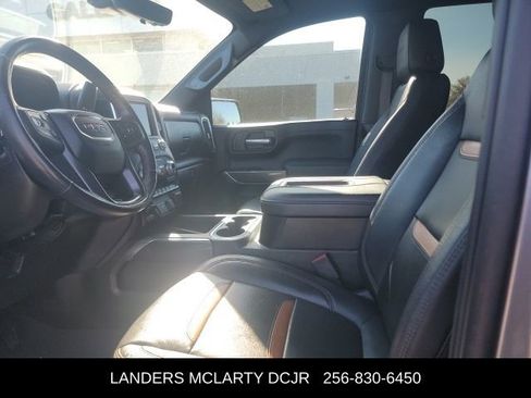 Used 2021 GMC Sierra 1500 AT4 w/ AT4 Premium Package image 9