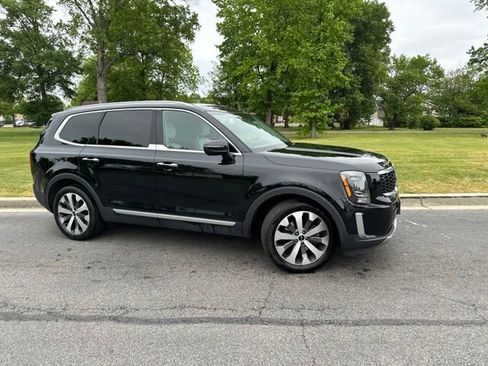 Used 2022 Kia Telluride S AWD/4WD image 2