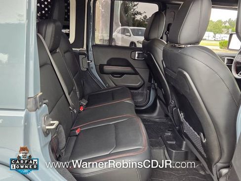 Used 2024 Jeep Wrangler Unlimited Rubicon AWD/4WD image 14