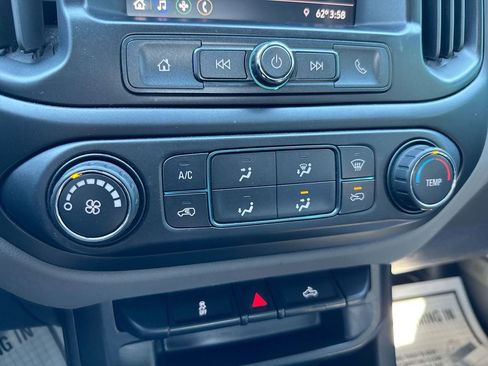 Used 2020 Chevrolet Colorado W/T image 15