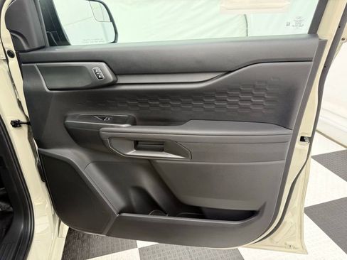 New 2025 Ford Ranger XL image 18
