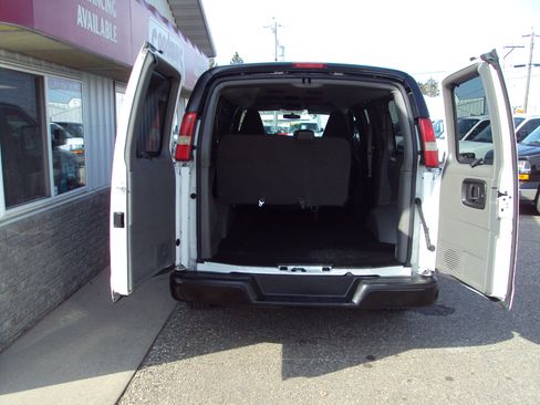 Used 2013 Chevrolet Express 1500 LS image 7