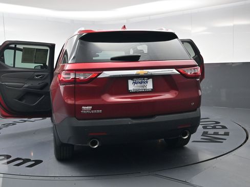 Used 2018 Chevrolet Traverse LT image 26