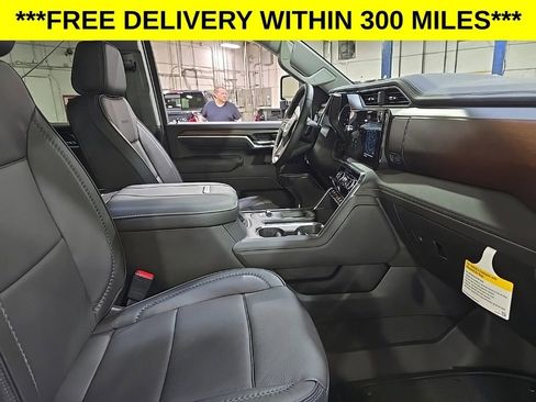 New 2026 GMC Sierra 3500 Denali w/ Denali Reserve Package image 10