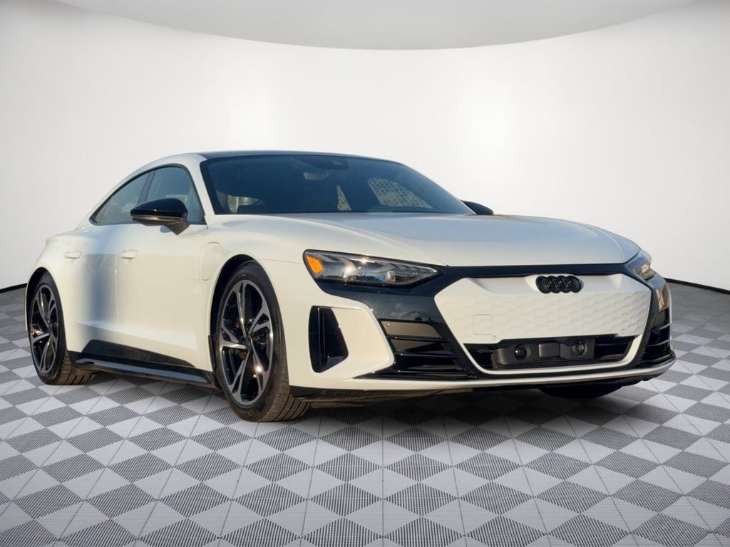 Used 2023 Audi e-tron GT Premium Plus w/ Performance Package AWD/4WD image 7
