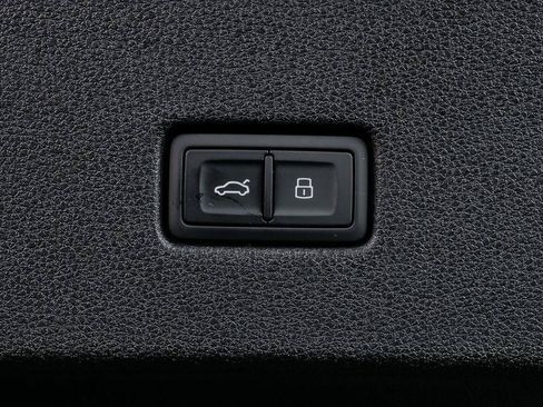New 2026 Audi RS Q8 performance AWD/4WD image 32