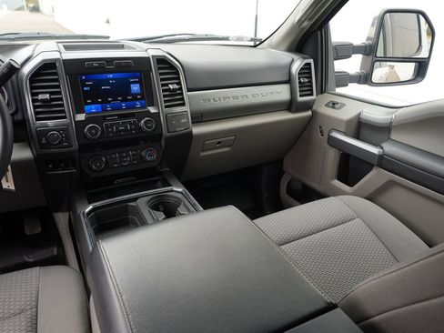 Used 2022 Ford F350 XLT w/ XLT Premium Package AWD/4WD image 22