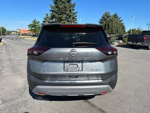 Used 2023 Nissan Rogue SV AWD/4WD image 4