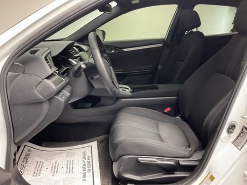 Used 2019 Honda Civic EX image 12