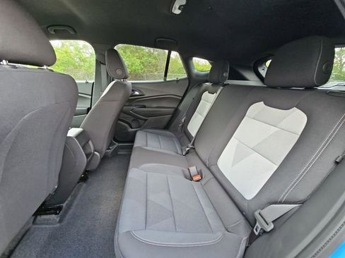 New 2026 Chevrolet Trax RS FWD image 27