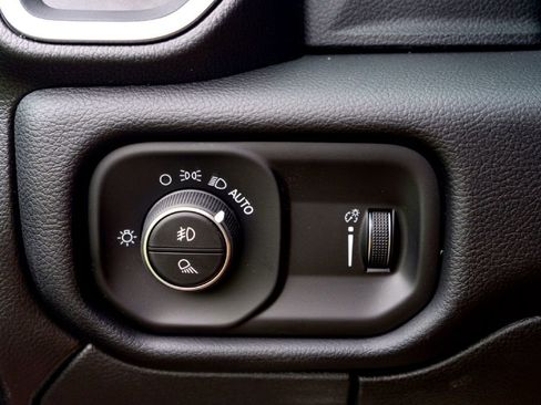New 2026 RAM 2500 Lone Star AWD/4WD image 19