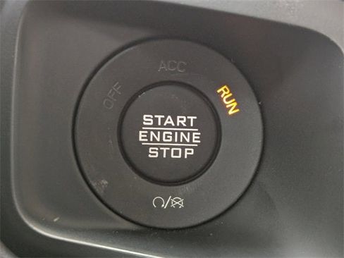 New 2025 Jeep Gladiator Rubicon w/ Convenience Group image 28