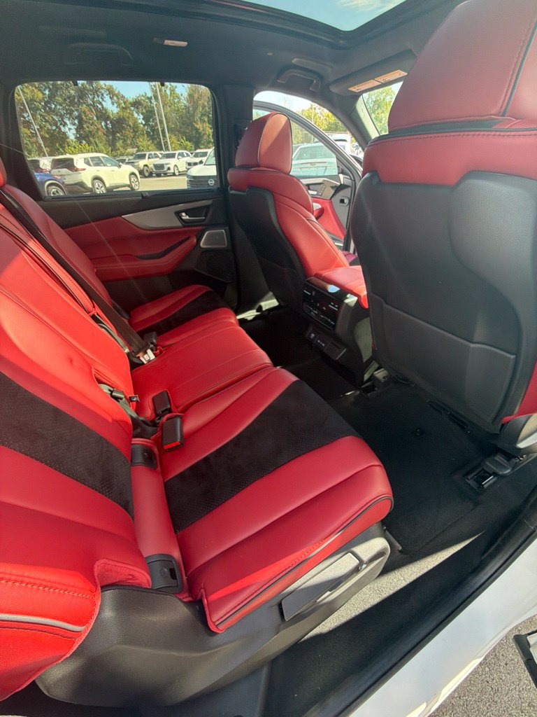 Used 2025 Acura MDX A-Spec AWD/4WD image 10