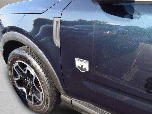 Used 2021 Ford Bronco Sport Big Bend w/ Big Bend Package AWD/4WD image 8