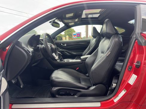 Used 2018 INFINITI Q60 Red Sport 400 w/ Sensory Package 3.0T Sport image 4