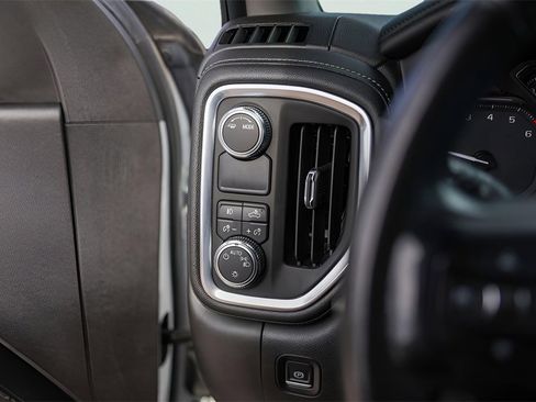 Used 2021 GMC Sierra 1500 Elevation image 18