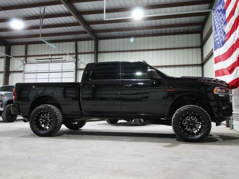 Used 2024 RAM 3500 Laramie w/ Night Edition AWD/4WD image 14