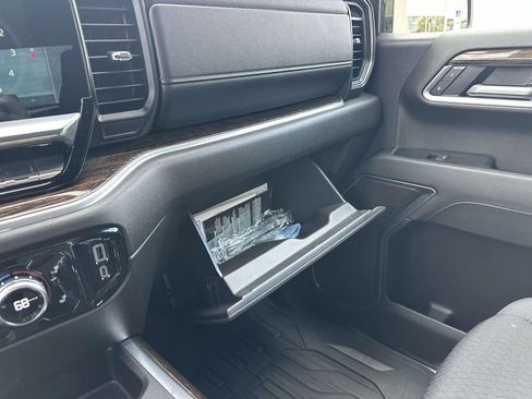 Used 2024 GMC Sierra 1500 Elevation w/ X31 Off-Road Package AWD/4WD image 18