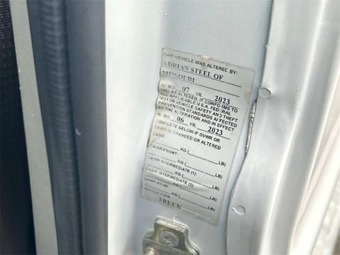 Used 2023 GMC Savana 2500 w/ Driver Convenience Package image 10