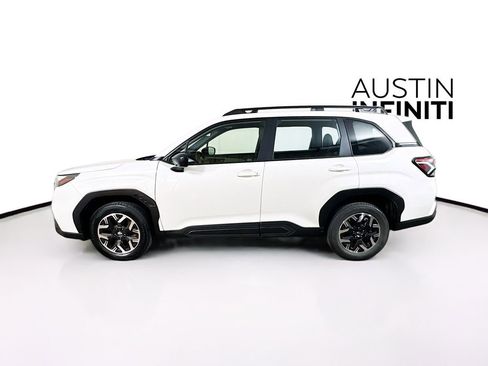 Used 2025 Subaru Forester image 4