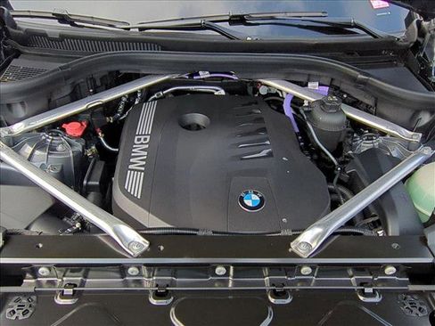 New 2026 BMW X5 xDrive40i w/ M Sport Package image 15