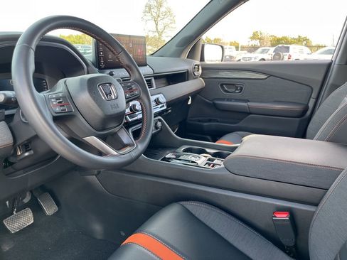 Certified 2026 Honda Passport TrailSport image 19