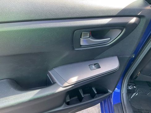 Used 2015 Toyota Camry SE image 48