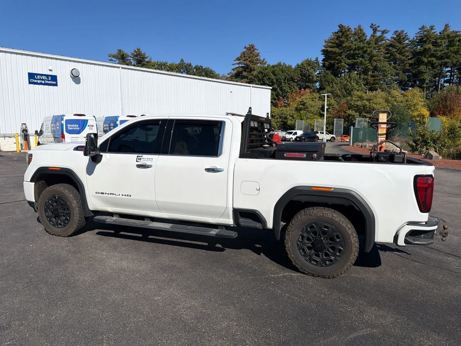 Used 2022 GMC Sierra 2500 Denali w/ Denali Ultimate Package AWD/4WD image 10