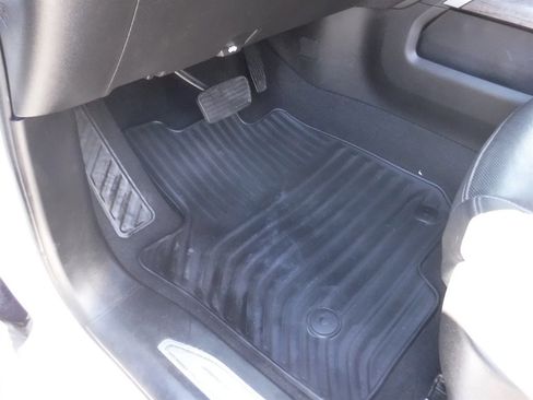 Used 2023 Chevrolet Silverado 2500 LTZ w/ LTZ Plus Package image 16