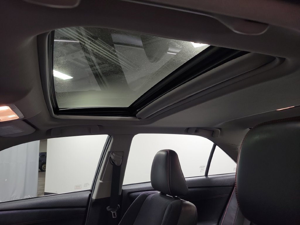 Used 2016 Toyota Camry XSE w/ Moonroof Package FWD image 17