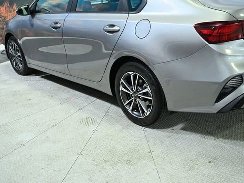 Used 2024 Kia Forte LXS image 7