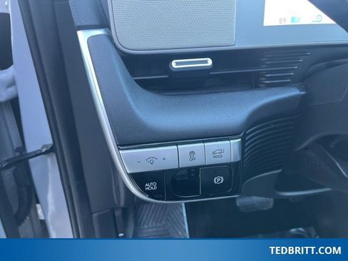 Used 2022 Hyundai Ioniq 5 Limited image 50