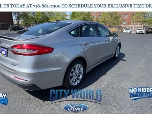 Certified 2020 Ford Fusion Energi Titanium FWD image 5