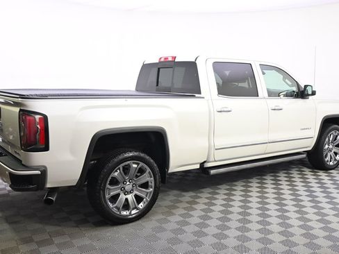 Used 2017 GMC Sierra 1500 Denali w/ Denali Ultimate Package AWD/4WD image 7