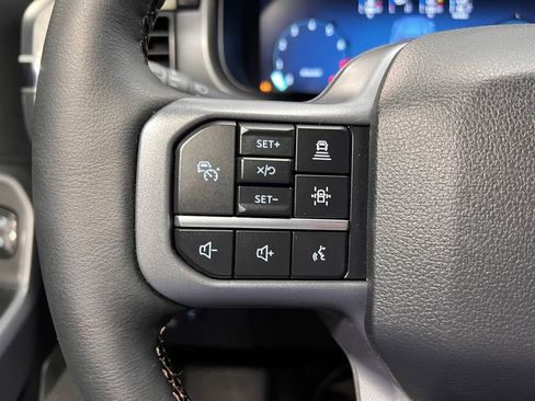 Used 2025 Ford F150 Lariat w/ Equipment Group 502A High AWD/4WD image 10