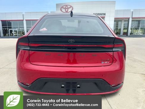 New 2026 Toyota Prius XLE AWD/4WD image 4