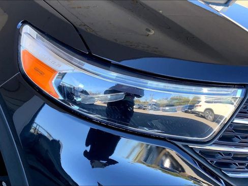 Used 2022 Ford Explorer XLT w/ Class IV Trailer Tow Package image 26