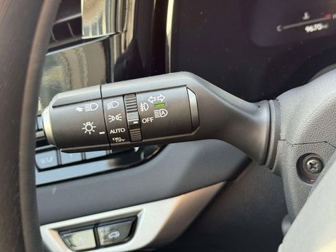 Certified 2025 Lexus RX 350 Premium w/ Accessory Package image 30