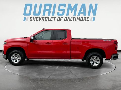 Used 2021 Chevrolet Silverado 1500 LT AWD/4WD image 3