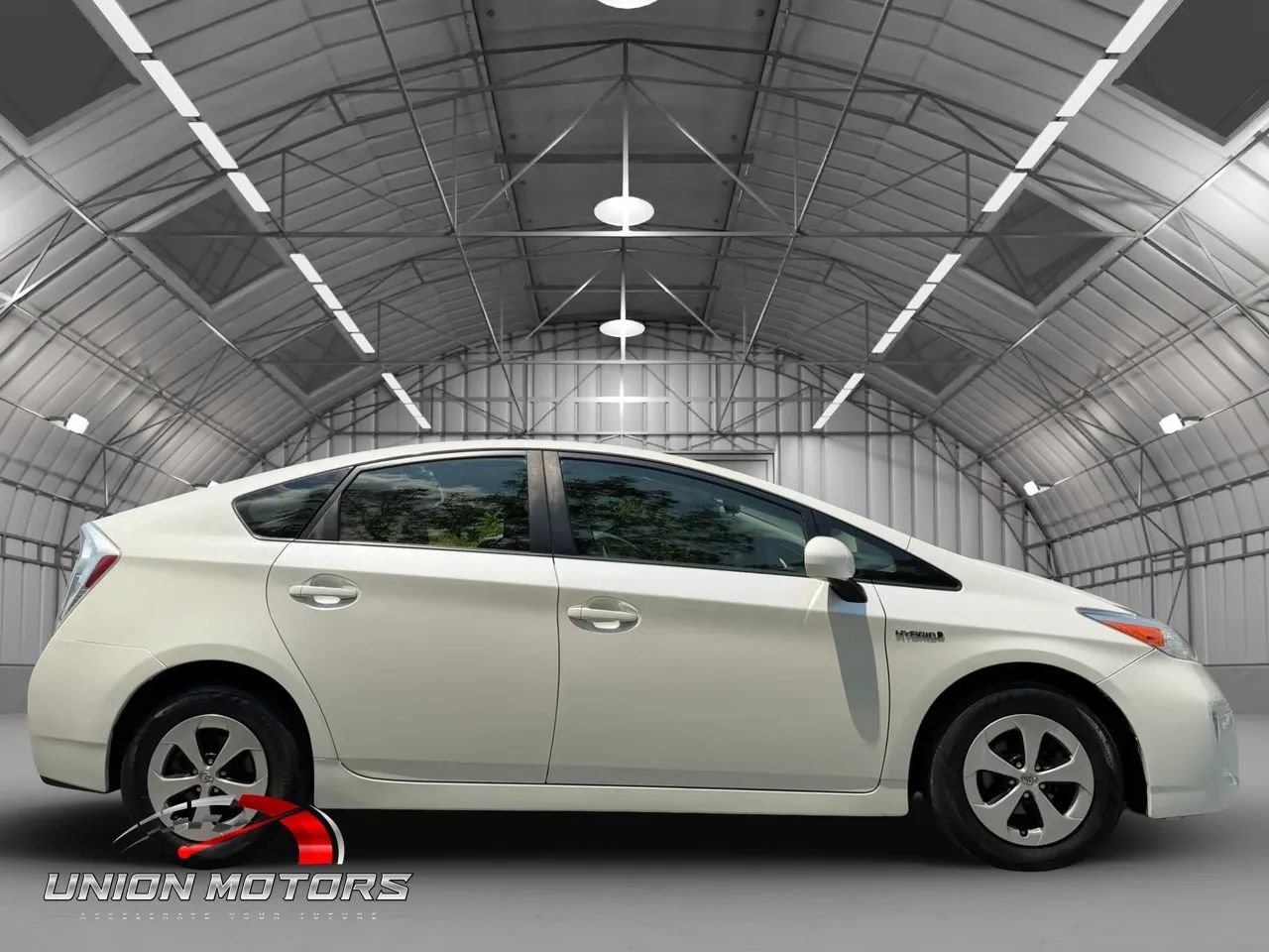 Used 2015 Toyota Prius Two FWD image 7