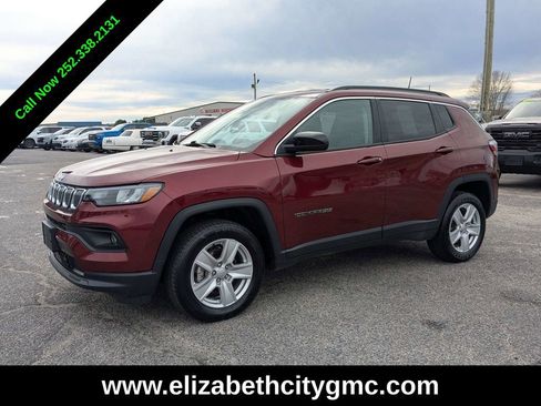 Used 2022 Jeep Compass Latitude image 8