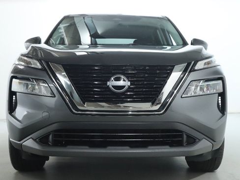 Certified 2023 Nissan Rogue SV image 6