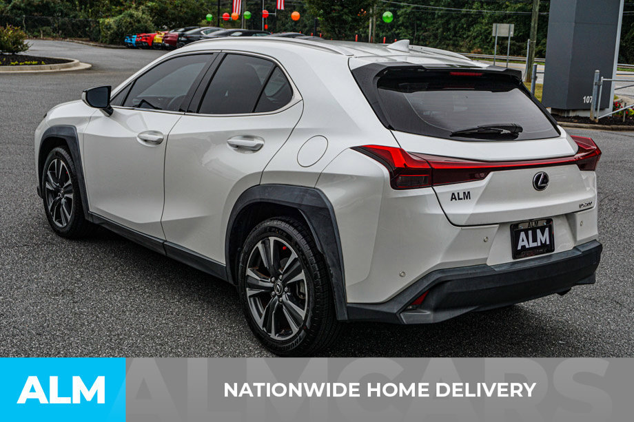 Used 2020 Lexus UX 200 w/ Accessory Package 2 FWD image 4