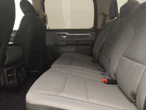 Used 2019 RAM 1500 Big Horn AWD/4WD image 18