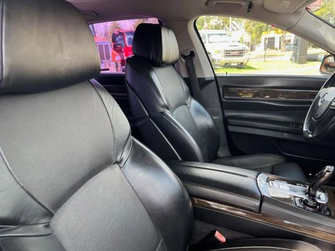Used 2010 BMW 750Li image 31