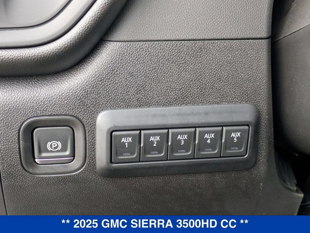 New 2025 GMC Sierra 3500 Pro w/ Convenience Package AWD/4WD image 20