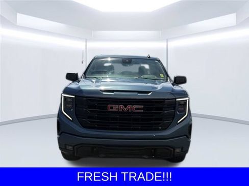Used 2024 GMC Sierra 1500 Elevation AWD/4WD image 2