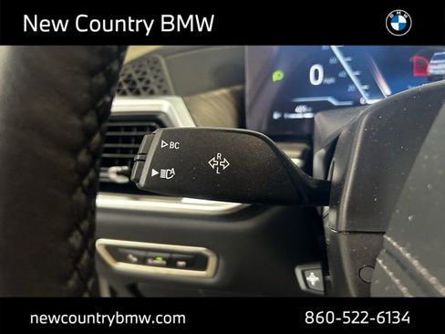 Used 2026 BMW X7 xDrive40i image 19