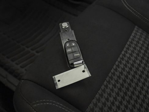 Used 2018 Dodge Challenger R/T RWD image 48