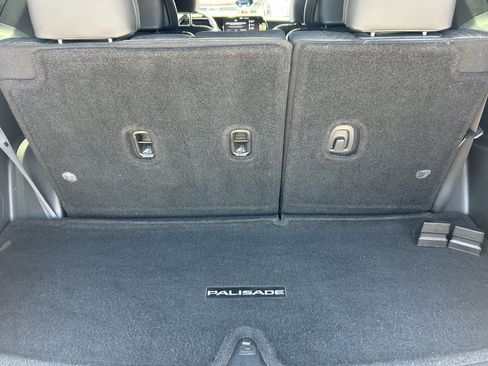 Used 2023 Hyundai Palisade Calligraphy w/ Cargo Package FWD image 10